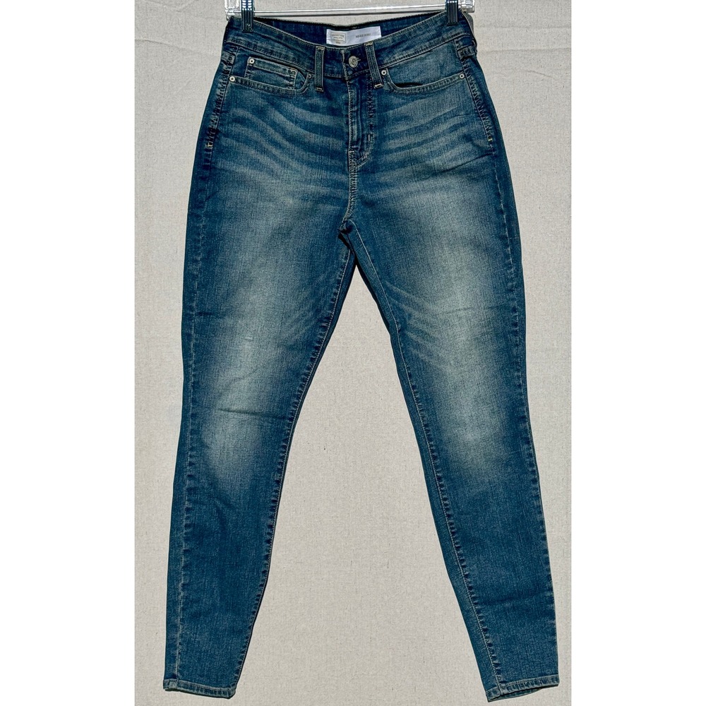 Signature by Levi Strauss Gold Label Mid Rise Skinny Jeans Medium Wash W27 L30